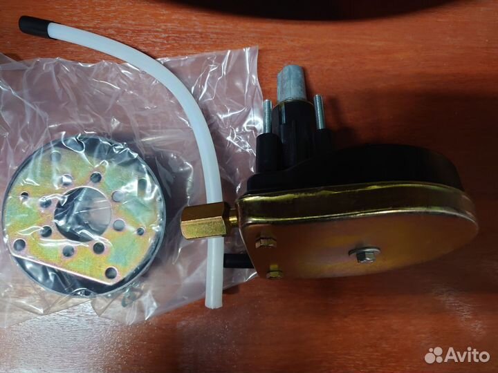 Рулевой редуктор для лодки