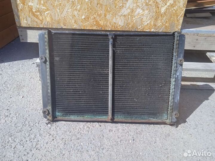 Радиатор медный на Волгу