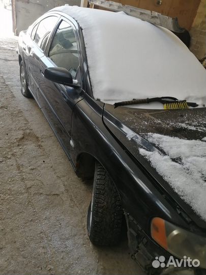 Авторазбор (б/у Запчасти) Volvo S60 2004 год 2.0