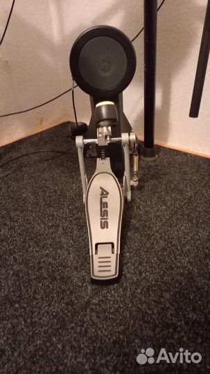 Электронная барабанная установка Alesis Nitro Mesh