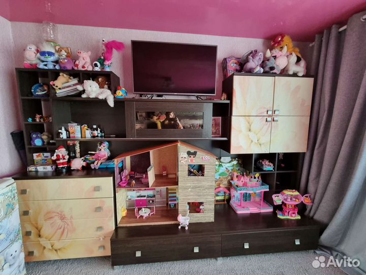 Стенка со шкафом