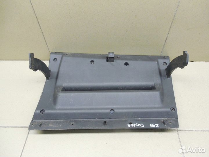 Крышка (дверца) бардачка Duster 2012