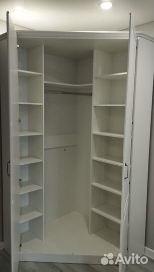 Угловой шкаф