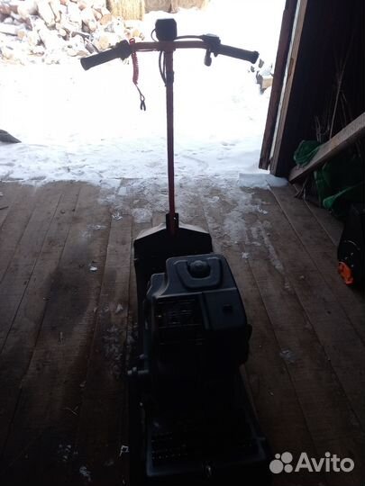 Мотосноуборд