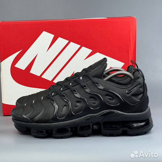 Черные Nike Vapormax Plus