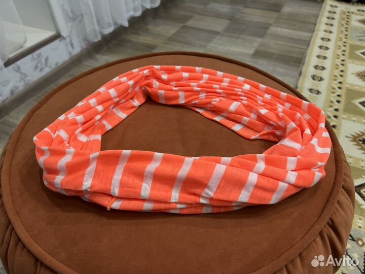 Головные уборы женские и палантины