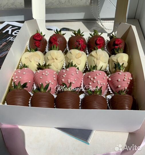 Клубника в шоколаде. Фрукты в шоколаде