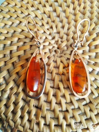 Золотые серьги СССР с янтарем