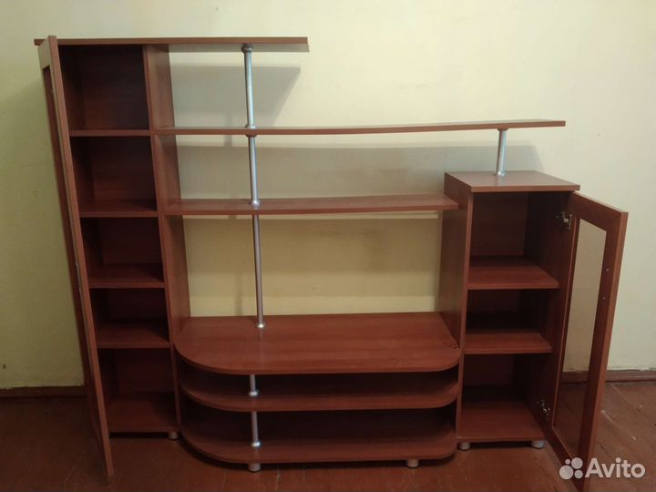 Горка в гостиную б/у