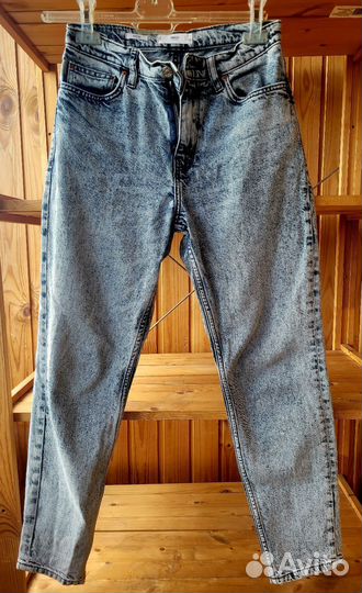 Джинсы