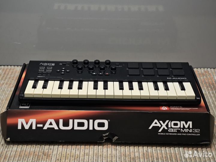 Midi клавиатура Axiom Air mini