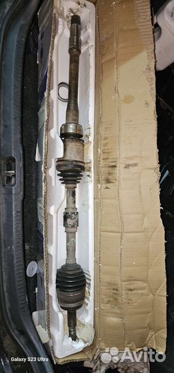 Привод передний правый Toyota Camry 2.5