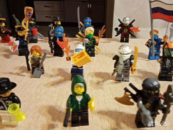 Lego человечки