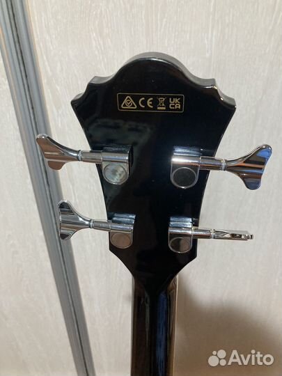 Акустическая бас гитара Ibanez AEB8E