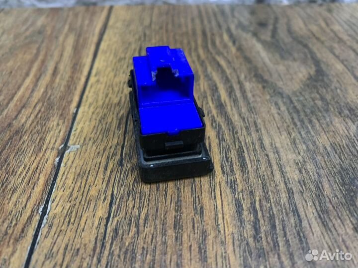 Volkswagen Golf Plus Кнопка центрального замка