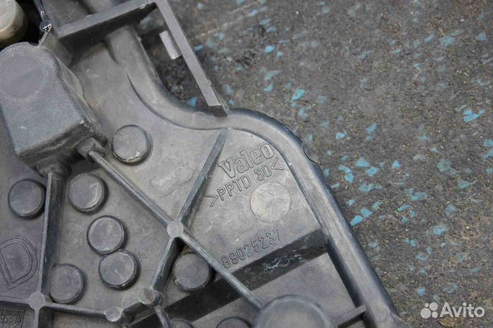 Плата стопа Nissan Primera (Ниссан Примера) P12 26