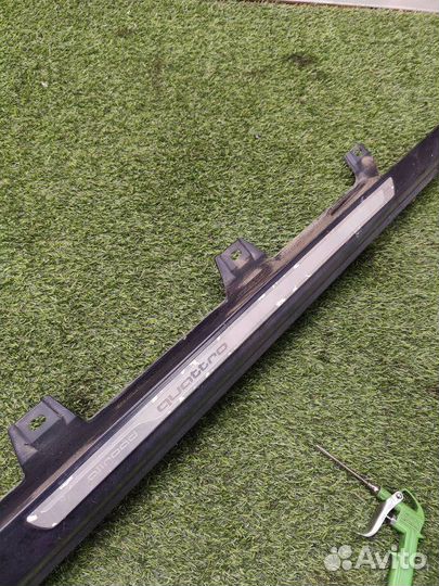 Накладка на порог салона правая Audi A6 C6 Allroad