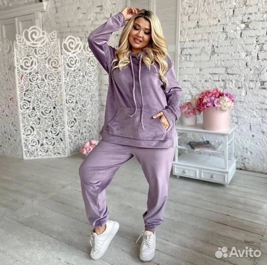 Костюм спортивный