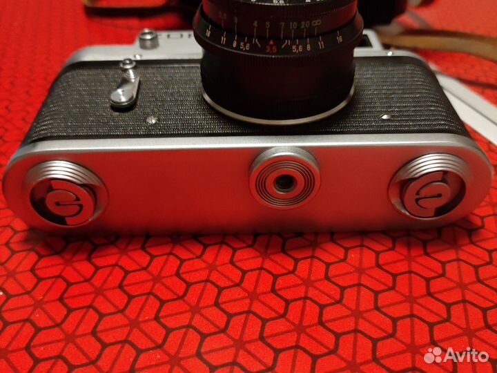 Пленочный фотоаппарат зоркий-4К