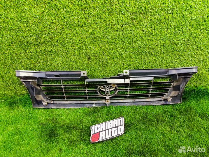 Решетка радиатора Toyota Town Ace CR50