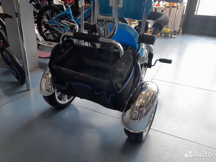 Велосипед с ручкой Trike Super ST4B (KR-01)