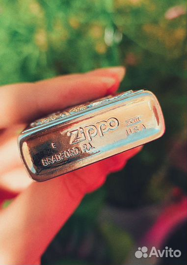 Бензиновая зажигалка Zippo с орлом