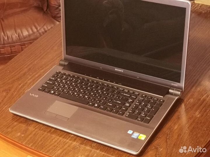 Sony Vaio PCG-8161V 18,4 дюйма