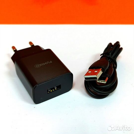 Зарядные устройства fumico CH06 2.1A 1USB с кабеле