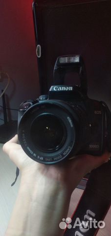 Зеркальный фотоаппарат Canon EOS 1000d
