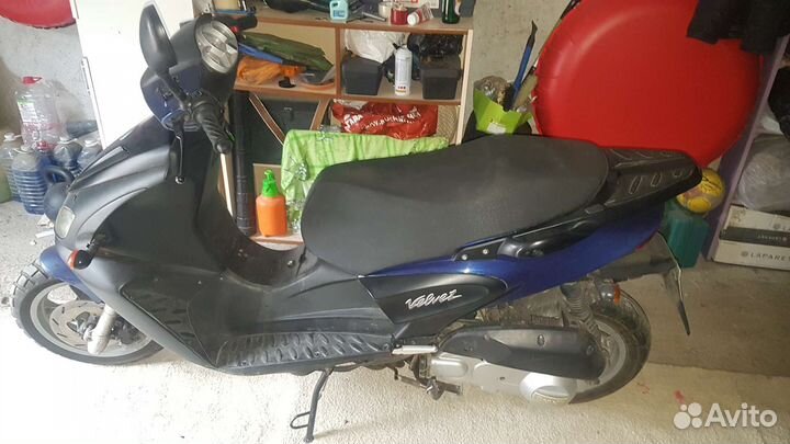 Скутер 150 кубов