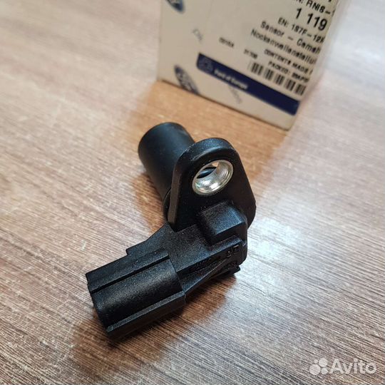 Датчик распредвала Ford Focus 2 1.8/2.0