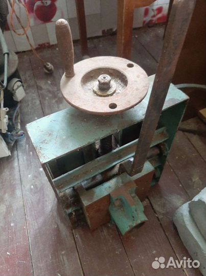 Деревообрабатывающий станок