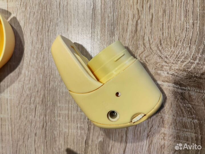 Молокоотсос Medela электрический