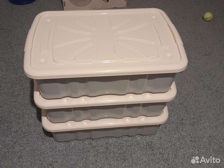 Ящик пластиковый с крышкой для игрушек, хронения