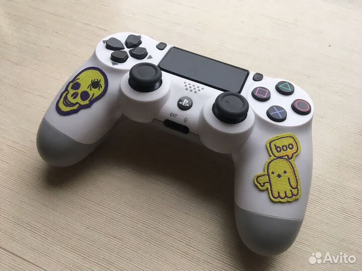 Геймпад Sony dualshock 4