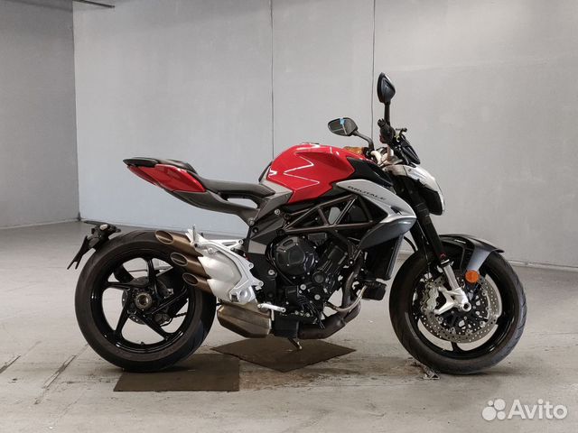 MV Agusta brutale 800