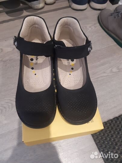 Туфли на девочку размер 33