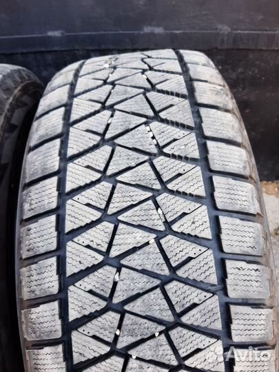 Bridgestone Blizzak DM-V2 285/60 R18, 4 шт
