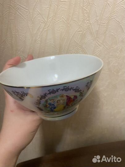 Салатник чешский фарфоровый Мадонна