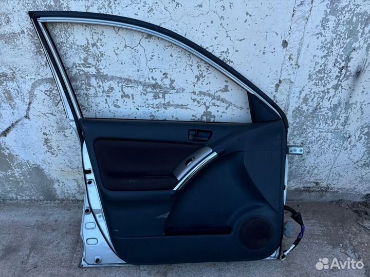 Дверь передняя левая Toyota Voltz ZZE138