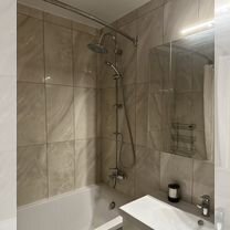 2-к. квартира, 65 м², 2/25 эт.