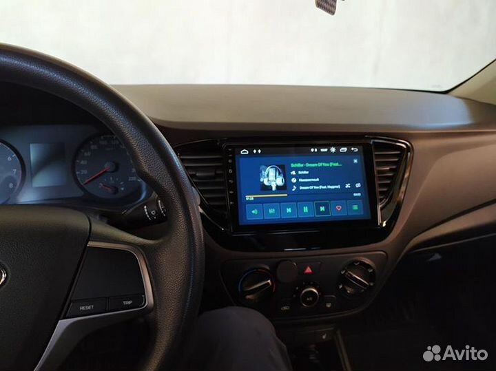 Штатная магнитола Hyundai i40