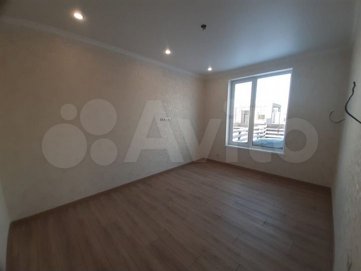 Таунхаус 125 м² на участке 4 сот.