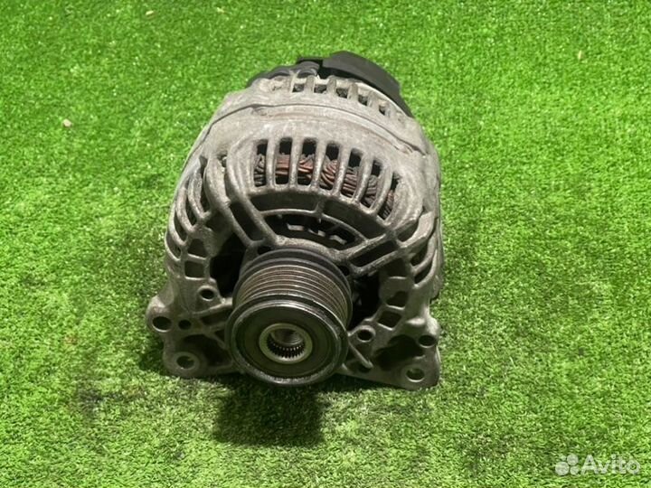 Генератор Octavia Superb Yeti Golf Caddy Jetta