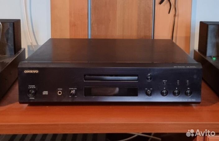 Esoteric, Teac, Marantz пульты, Victor