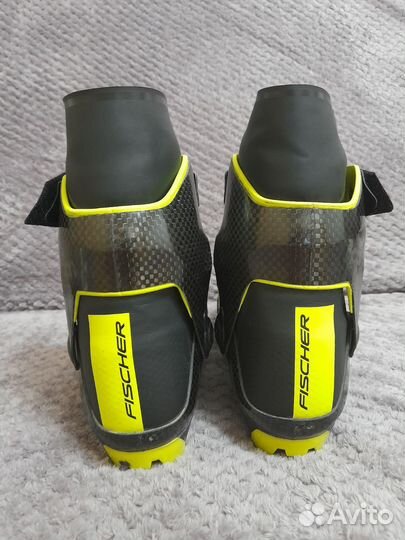 Лыжные ботинки fischer carbonlite skate