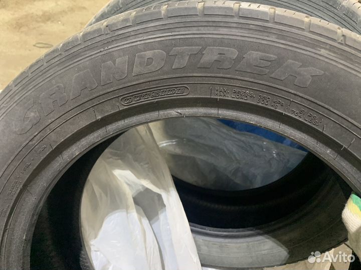 Dunlop Grandtrek ST30 235/55 R18 100H