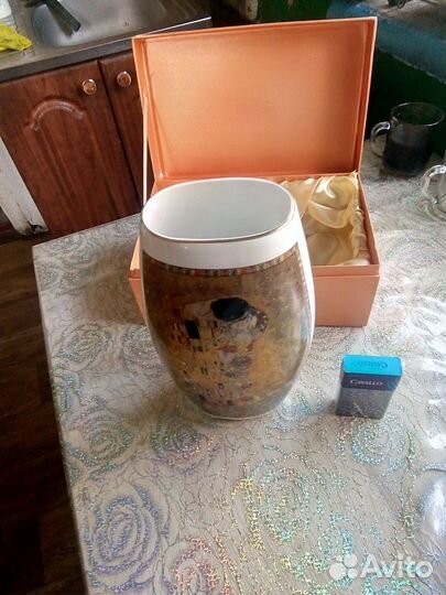 Ваза для цветов фарфор 25см