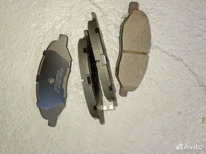 Тормозные колодки Nissan note