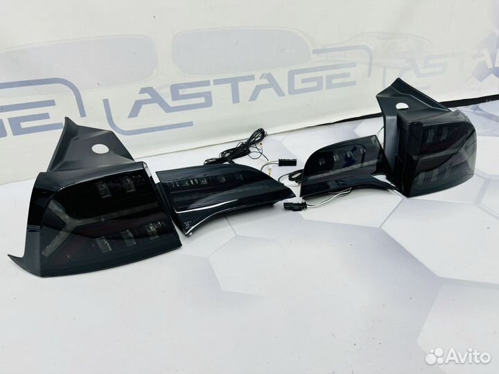 Задние фонари Tesla Model 3